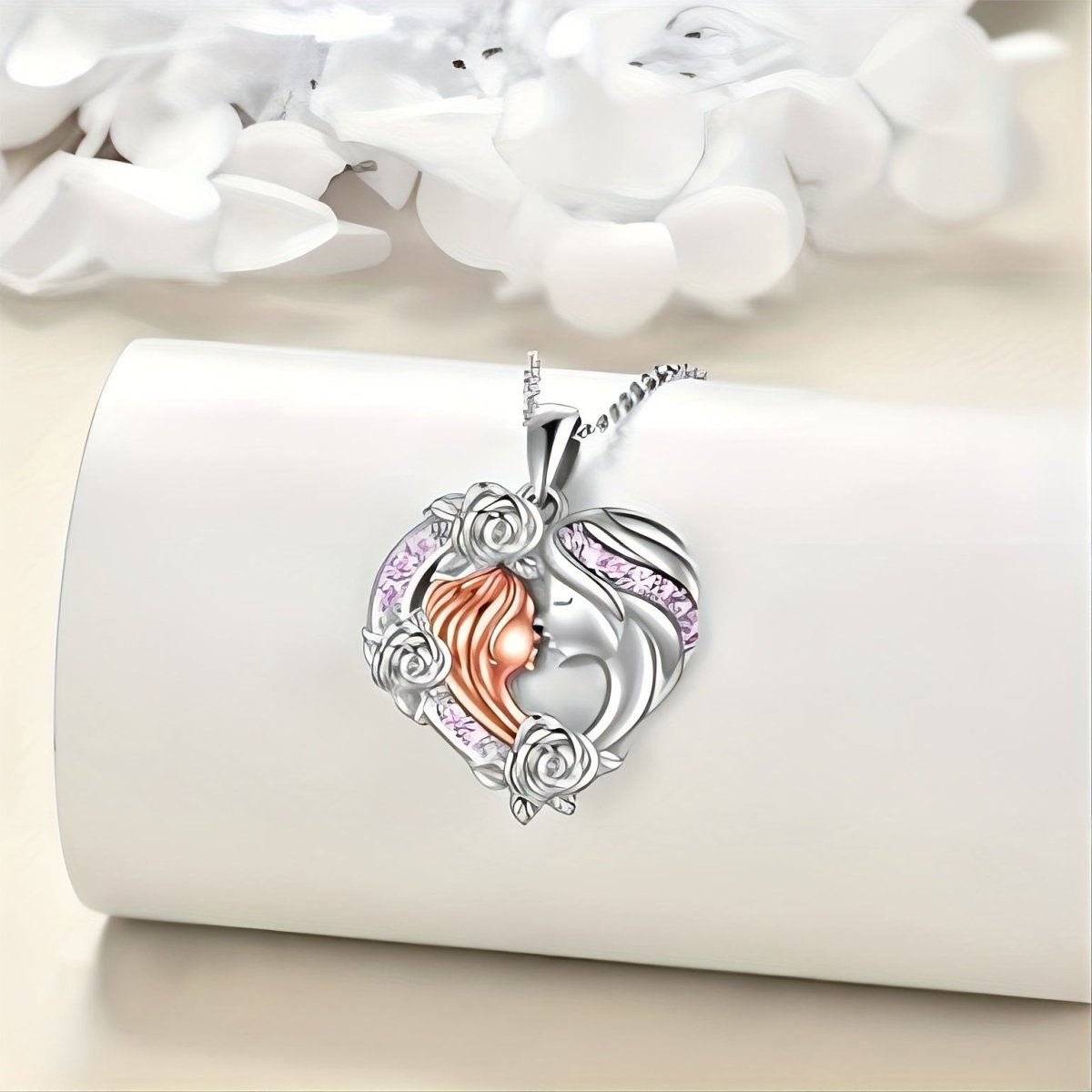 Fashion European And American Style New Heart - shaped Pendant Necklace - Crown Cart