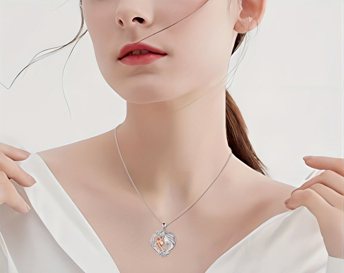 Fashion European And American Style New Heart - shaped Pendant Necklace - Crown Cart